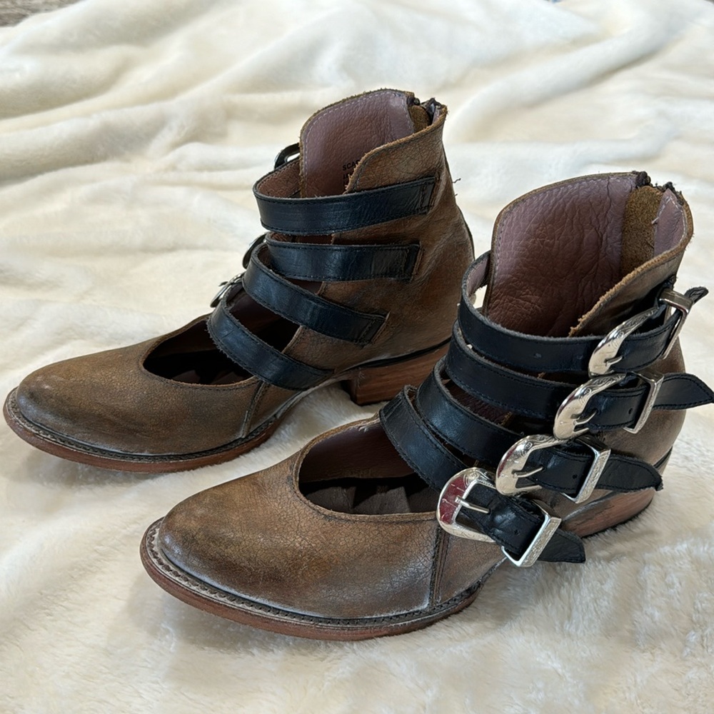 Freebird SCAR boots / booties